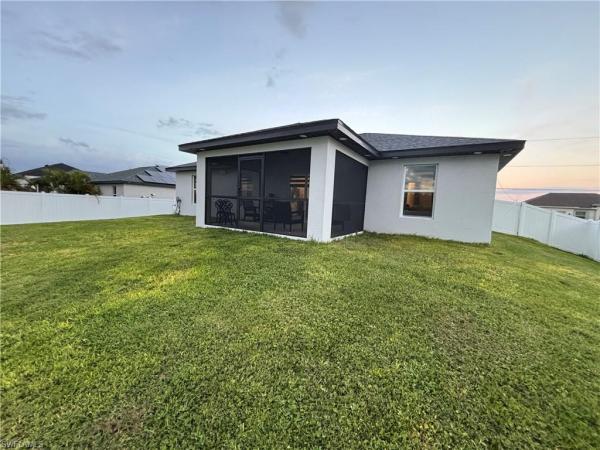 Cape Coral Residential, 1022 19th Pl, Cape Coral, Florida 33993, image 2