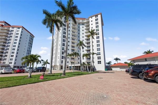 The Seville At Vanderbilt Shores, 10701 Gulf Shore Dr #800, Naples, Florida 34108, image 1
