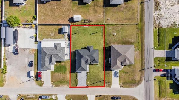 Lehigh Acres Residential, 4313 SW 11th St, Lehigh Acres, Florida 33976, image 1