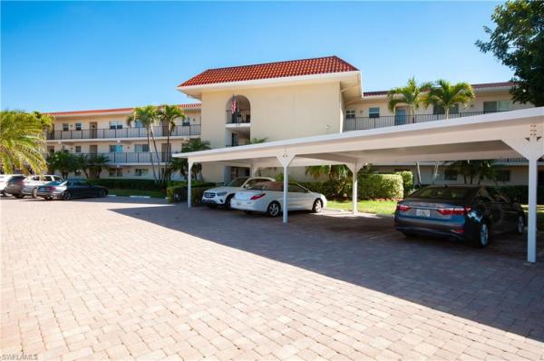 High Point Country Club, 17 N High Point Cir #206, Naples, Florida 34103, image 1