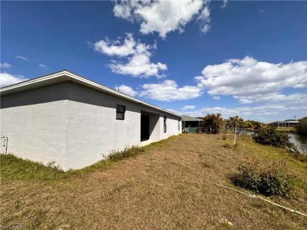 Cape Coral Residential, 626 1st Ter, Cape Coral, Florida 33990, image 2