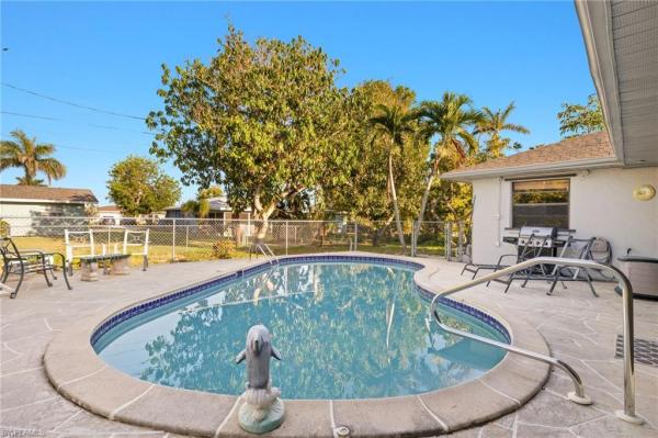 Cape Coral Residential, 5223 Glade Ct, Cape Coral, Florida 33904, image 2