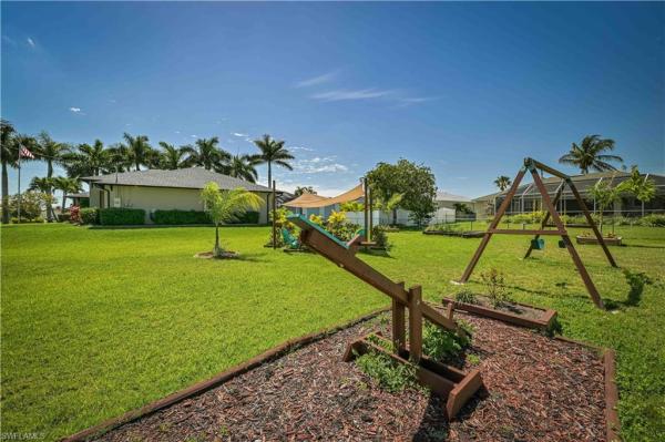 Cape Coral Residential, 3052 27th Ct, Cape Coral, Florida 33914, image 2