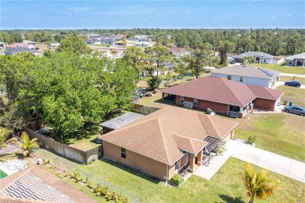 Lehigh Acres Residential, 3704 SW 28th St, Lehigh Acres, Florida 33976, image 1