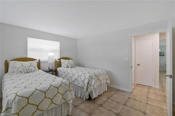 Naples No HOA, 1547 Bembury Dr, Naples, Florida 34102, image 1