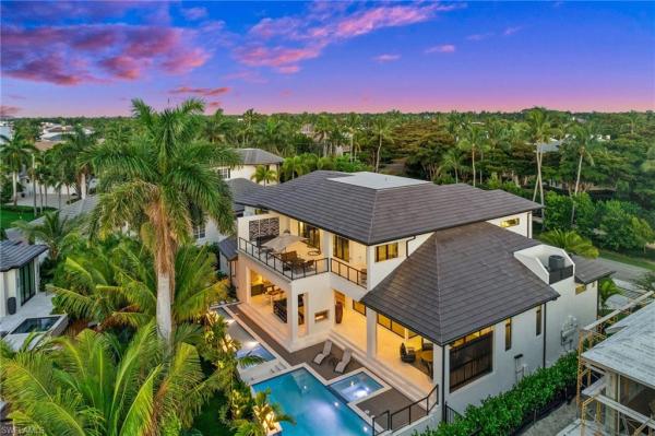 Aqualane Shores, 255 S 21st Ave, Naples, Florida 34102, image 1