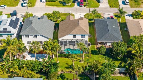 Heitmans, 9954 Alabama St, Bonita Springs, Florida 34135, image 1
