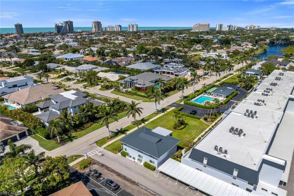 4200 Belair Ln #303, Naples, Florida 34103, image 1