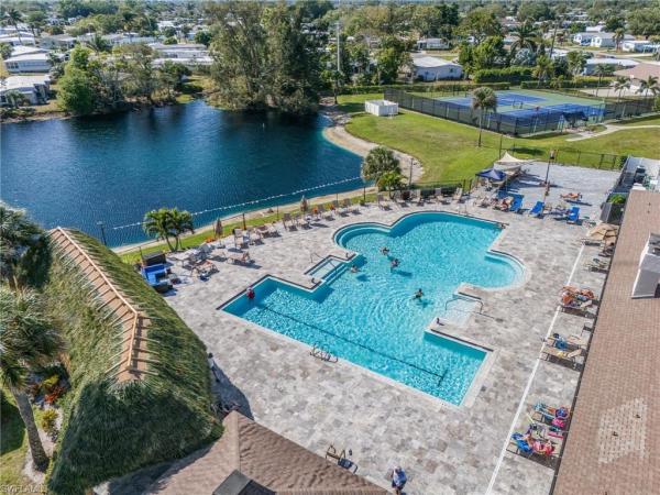 Riviera Golf Estates, 934 Charlemagne Blvd, Naples, Florida 34112, image 1