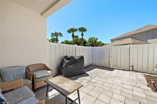 Forest Lake Townhomes, 3627 Pine Oak Cir #101, Fort Myers, Florida 33916, image 1