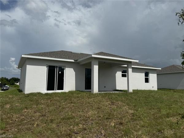 Lehigh Acres Residential, 4604 S Flora Ave, Lehigh Acres, Florida 33976, image 1
