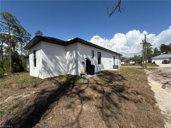 850 S Chapman Ave, Lehigh Acres, Florida 33974, image 1