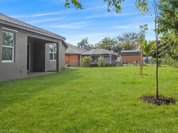 209 26th Ter, Cape Coral, Florida 33904, image 1