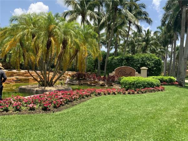 2817 Tiburon Blvd E, Naples, Florida 34109, image 1