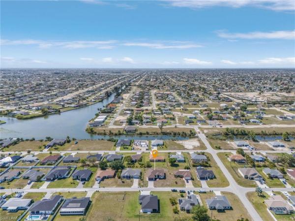 Cape Coral Residential, 852 6th Pl, Cape Coral, Florida 33909, image 1