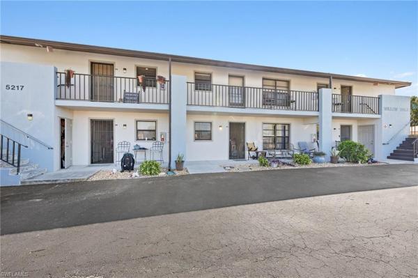 5217 Coronado Pkwy #203, Cape Coral, Florida 33904, image 1