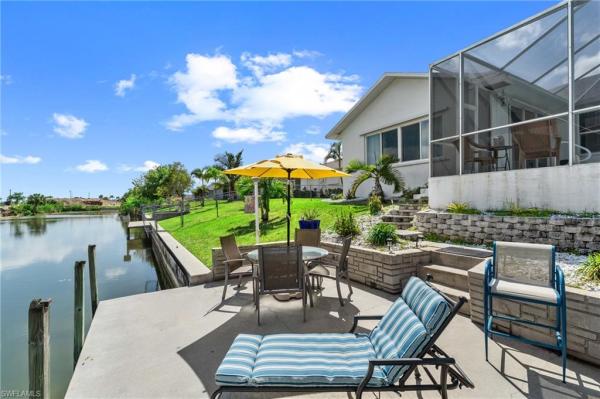 Cape Coral Residential, 1407 19th Ter, Cape Coral, Florida 33909, image 2