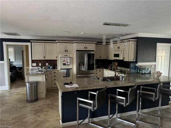 Livingston Woods, 6940 Bottlebrush Ln, Naples, Florida 34109, image 2