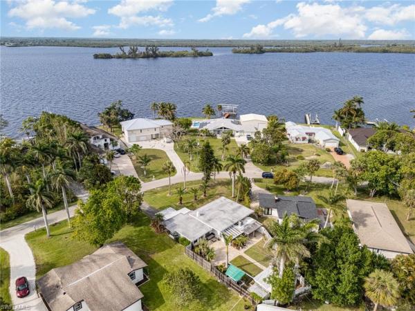 Alabama Grove Terrace, 4464 Riverside Dr, Fort Myers, Florida 33905, image 1