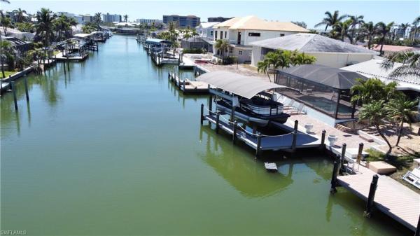Fairview Isles, 11 Palmview Blvd, Fort Myers Beach, Florida 33931, image 1