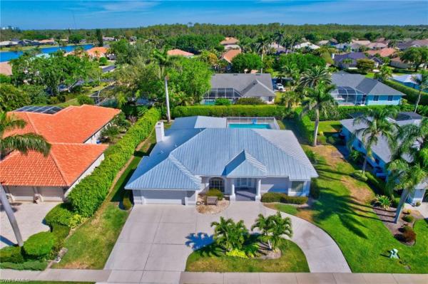 Imperial Golf Estates, 2024 Imperial Cir, Naples, Florida 34110, image 1