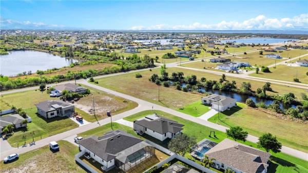 Cape Coral, 3927 38th St, Cape Coral, Florida 33993, image 1