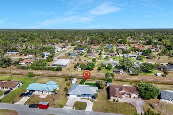 Country Club Estates, 121 Dania Cir, Lehigh Acres, Florida 33936, image 3