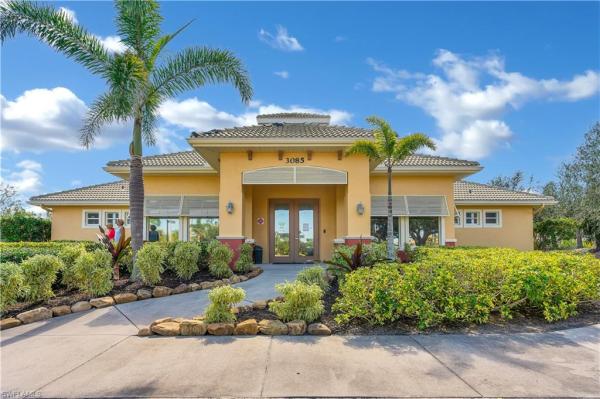 3191 Matecumbe Key Rd #103, Punta Gorda, Florida 33955, image 2