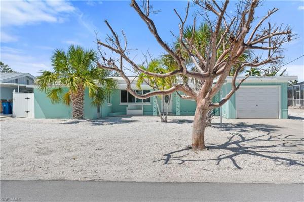 411 Connecticut St, Fort Myers Beach, Florida 33931, image 1