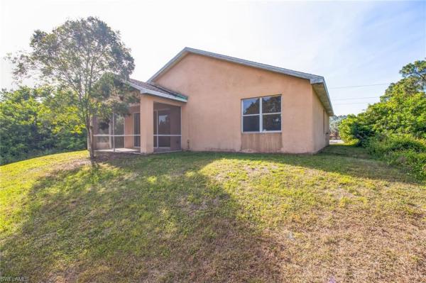 Lehigh Acres, 1113 E Artic St, Lehigh Acres, Florida 33974, image 1