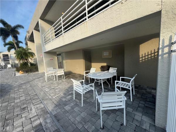 Granada Lakes, 177 Santa Clara Dr #177-5, Naples, Florida 34104, image 1