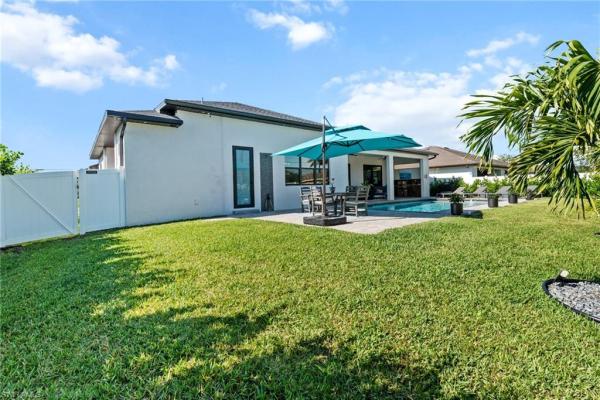 Cape Coral Residential, 1815 40th Ter, Cape Coral, Florida 33914, image 3
