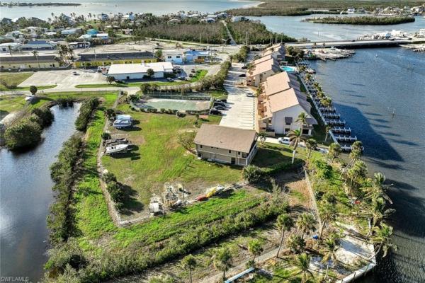 Sportsman's Cove Yacht & Racquet Club, 894 Buttonwood Dr #215, Fort Myers Beach, Florida 33931, image 2
