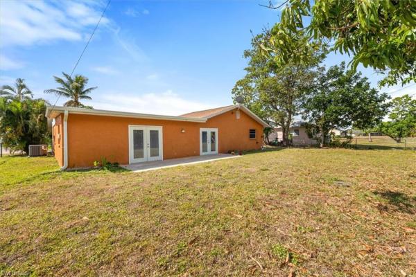 Cape Coral Residential, 631 34th Ter, Cape Coral, Florida 33904, image 2