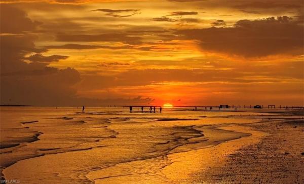 Fort Myers Beach No HOA, 319 Nature View Ct, Fort Myers Beach, Florida 33931, image 2