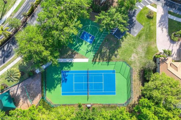Laurel Lakes, 8355 Laurel Lakes Blvd, Naples, Florida 34119, image 3