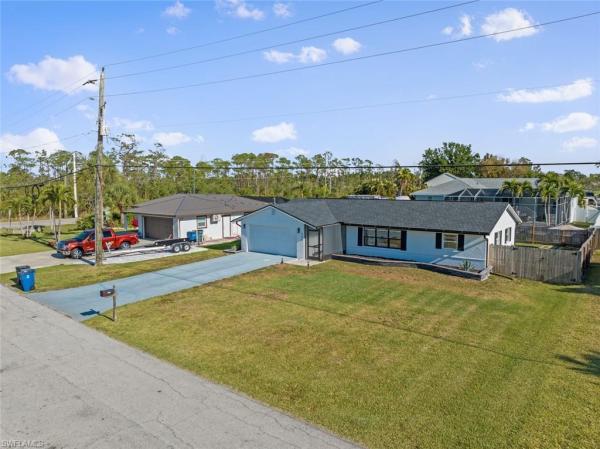 Island Park Woodlands, 6198 Park Rd, Fort Myers, Florida 33908, image 1
