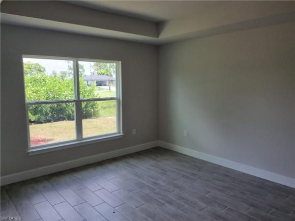 Cape Coral Residential, 2727 22nd St, Cape Coral, Florida 33993, image 2