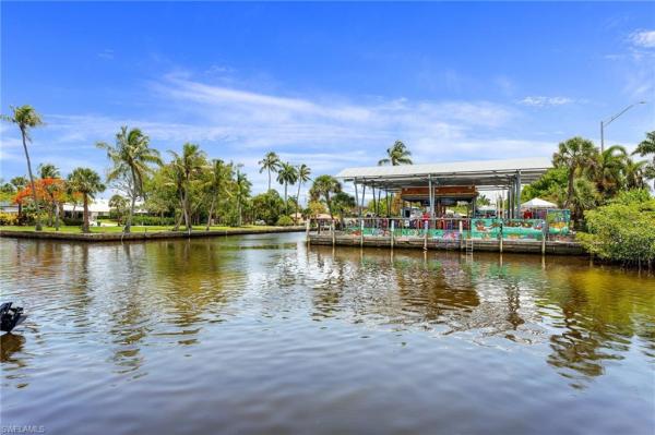 Royal Bay Villas, 1549 Sandpiper St #66, Naples, Florida 34102, image 2