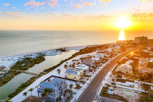 Grand Ole Man, 8180 Estero Blvd, Fort Myers Beach, Florida 33931, image 3