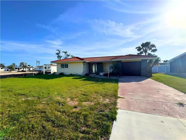 Fairview Isles, 3 Fairview Blvd, Fort Myers Beach, Florida 33931, image 2