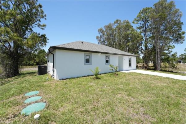 Lehigh Acres, 626 S Hobart Ave, Lehigh Acres, Florida 33974, image 1