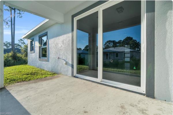 Lehigh Acres Residential, 1021 Milwaukee Blvd, Lehigh Acres, Florida 33974, image 1