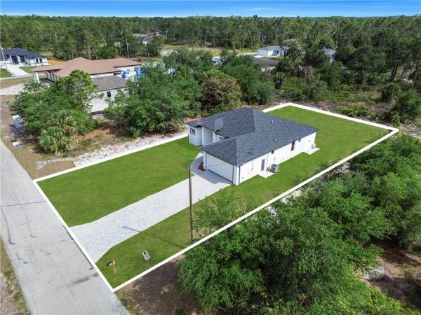 Lehigh Acres, 516 Millcreek St, Lehigh Acres, Florida 33974, image 1
