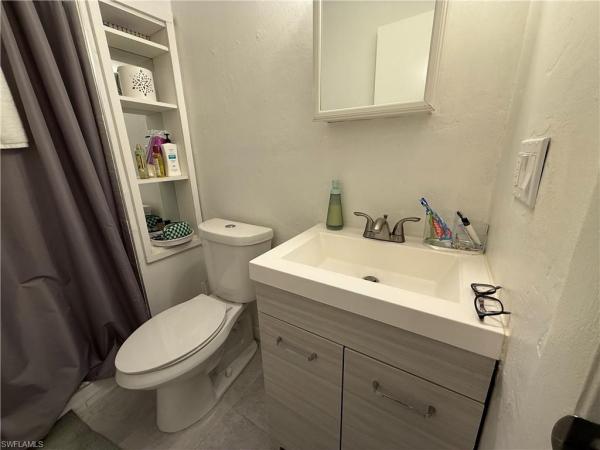 Cape Coral Residential, 401 Juanita Ct, Cape Coral, Florida 33993, image 2