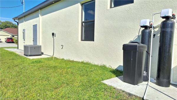 2911 22nd St Sw, Lehigh Acres, Florida 33976, image 2