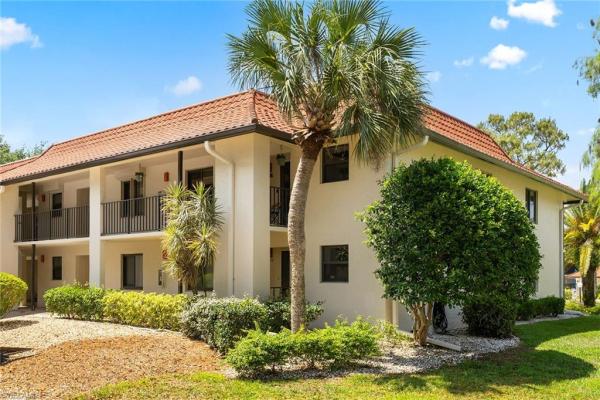 Pepperwood, 4967 Pepper Cir #206, Naples, Florida 34113, image 2