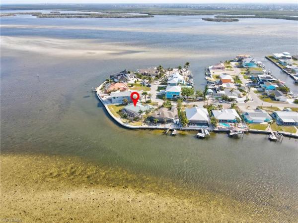 Island Harbors, 11915 Island Ave, Matlacha, Florida 33993, image 1