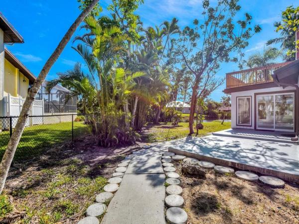 San Mateo, 15031 Bonaire Cir, Fort Myers, Florida 33908, image 1