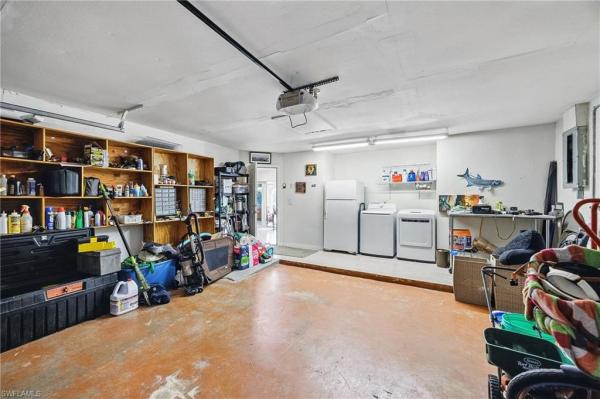 Cape Coral Residential, 422 44th Ter, Cape Coral, Florida 33914, image 2